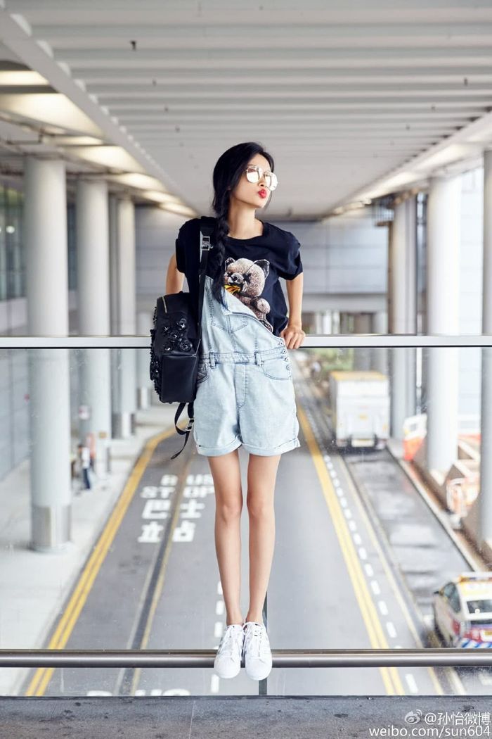 Những mỹ nhân sở hữu đôi chân dài cực phẩm của làng giải trí Hoa ngữ
