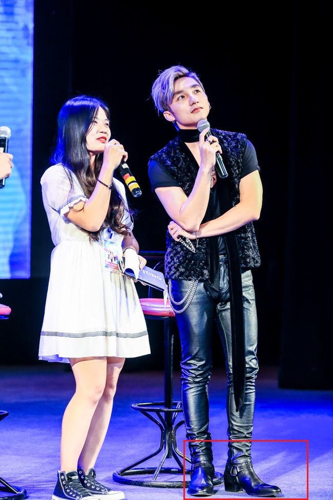 Quang Anh “Về nhà đi con” gia nhập hội giày độn showbiz Việt