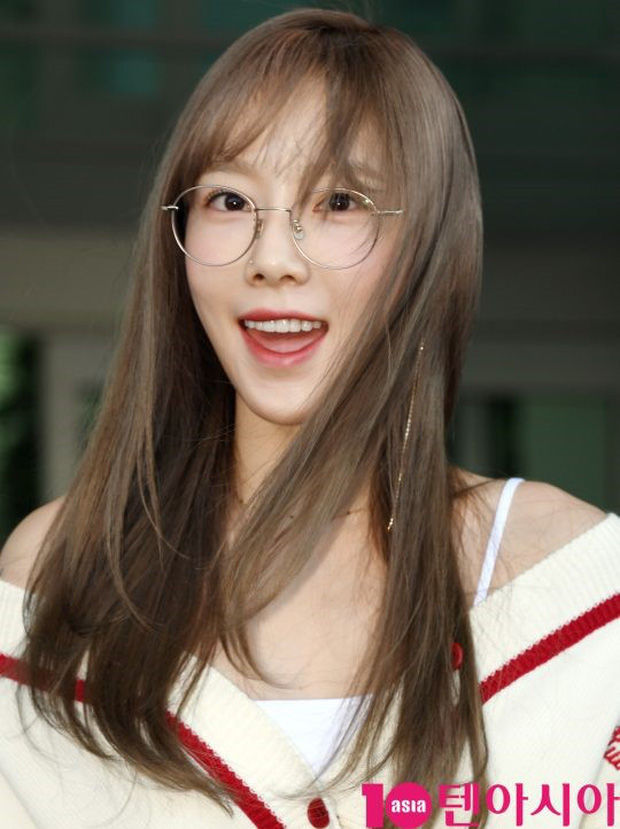 Nữ thần Lisa liệu có qua mặt được đàn chị Taeyeon trong màn đọ sắc?