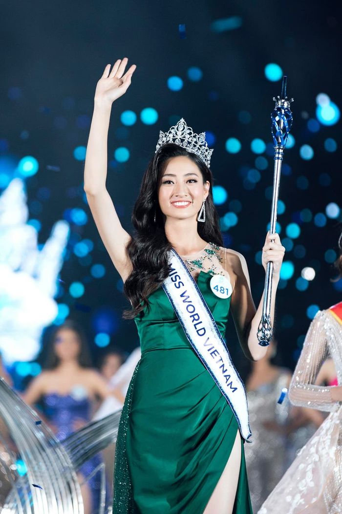 Phong cách thời trang giản dị của Tân Hoa hậu Lương Thùy Linh
