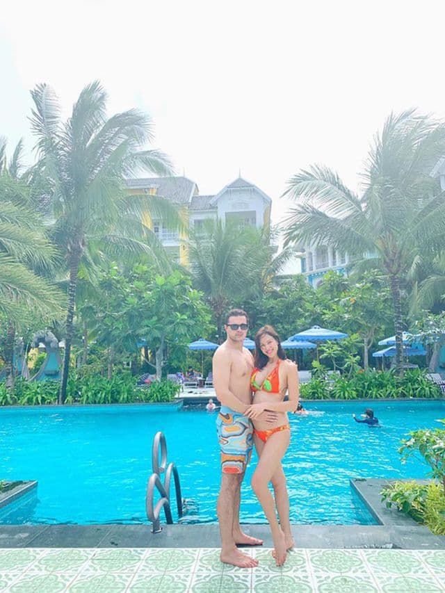 Phương Mai múa cột, Diệp Lâm Anh vẫn sành điệu dù bụng vượt mặt