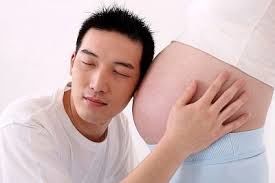 Tiến sĩ Chanpen: Đọc sách cho thai nhi nghe là giúp con phát triển tốt