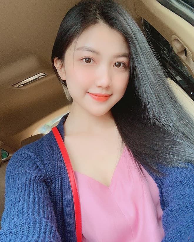 Tiểu tam của Hoa hồng trên ngực trái: Ngoài đời xinh đẹp và sexy