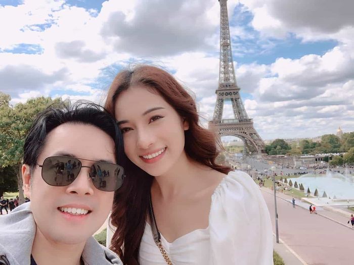 Tiểu Vy dự sinh nhật Thùy Linh, Lý Nhã Kỳ được tỷ phú nhận làm con