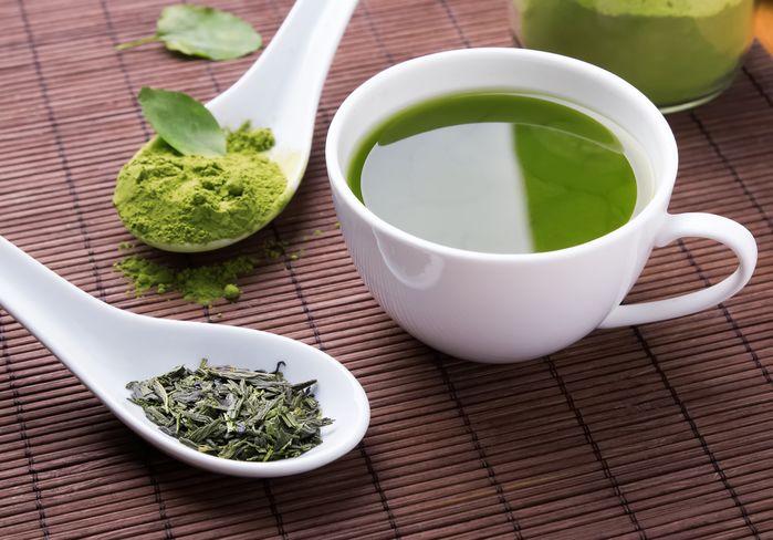 Uống trà xanh mỗi ngày - bí quyết trẻ lâu, thon thả của phụ nữ Nhật