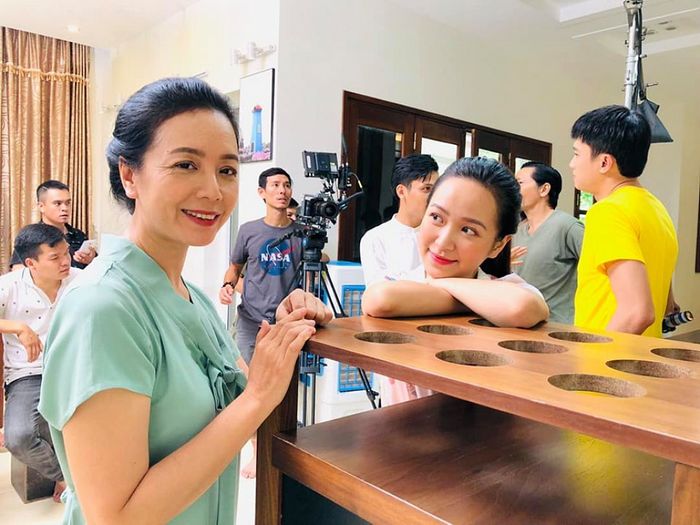 Về Nhà Đi Con: Khán giả hoang mang khi tìm ra cô gái được Vũ cầu hôn