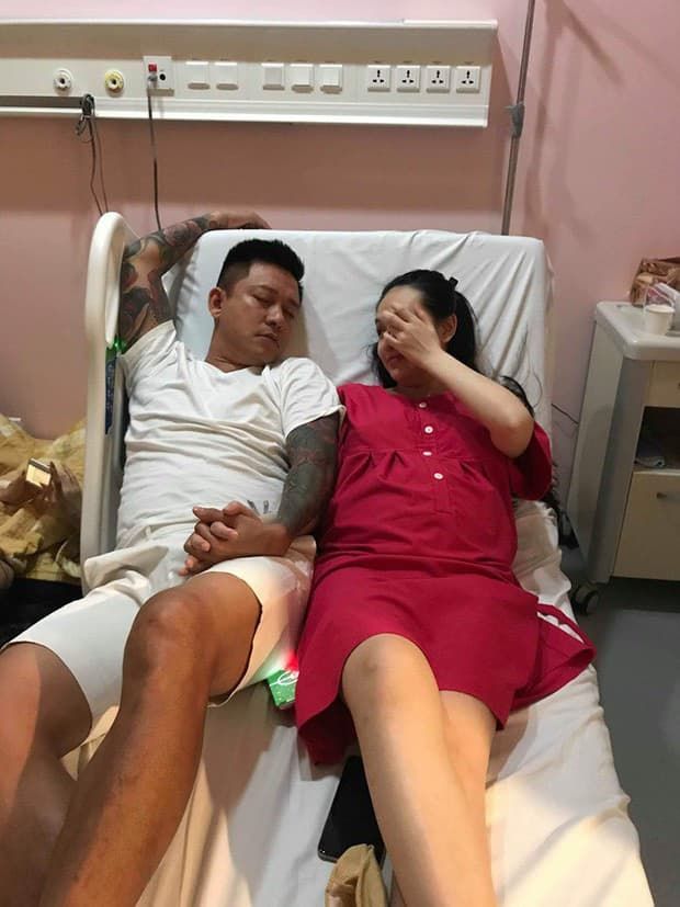 Vợ Tuấn Hưng chia sẻ sau sinh mổ lần 3
