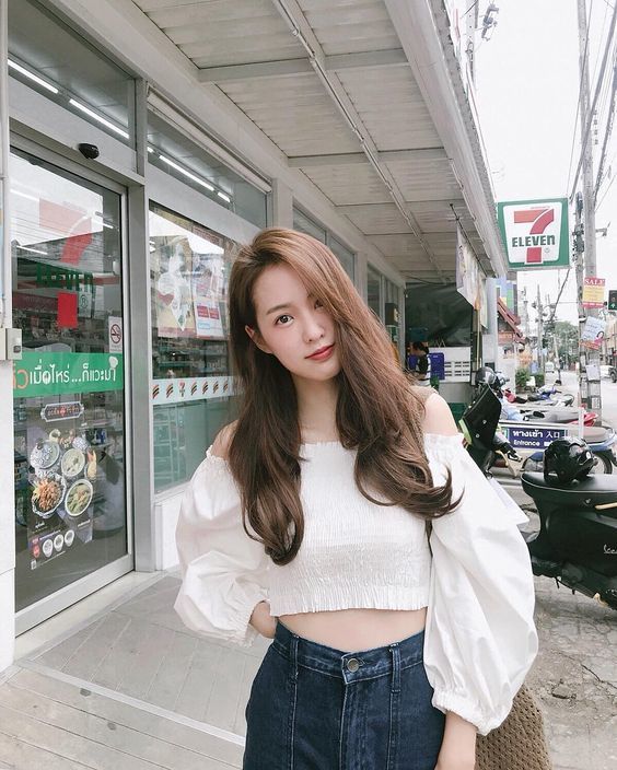 Vòng 1 “khiêm tốn” mặc đồ vẫn xinh: Nàng cứ chọn ngay áo oversized