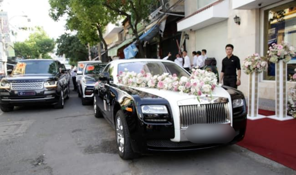 15 siêu xe gần 100 tỷ hộ tống ái nữ đại gia Minh Nhựa về nhà chồng