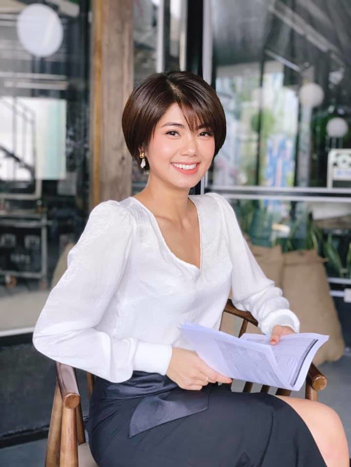 Đàm Phương Linh - Cô gái tài năng và kín tiếng của showbiz Việt