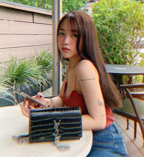 Cuộc sống ái nữ đại gia Minh Nhựa: Uống cà phê vỉa hè, hay đi xe máy