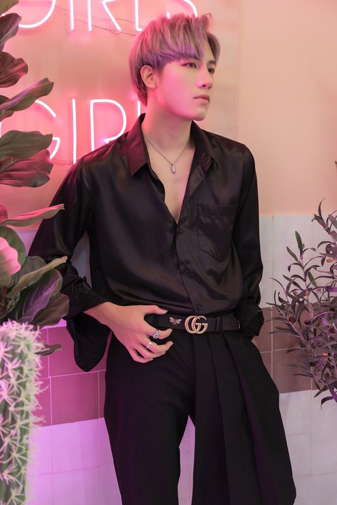 Anh Tú trở lại với MV ballad thất tình: Mạnh Mẽ Lên Cô Gái