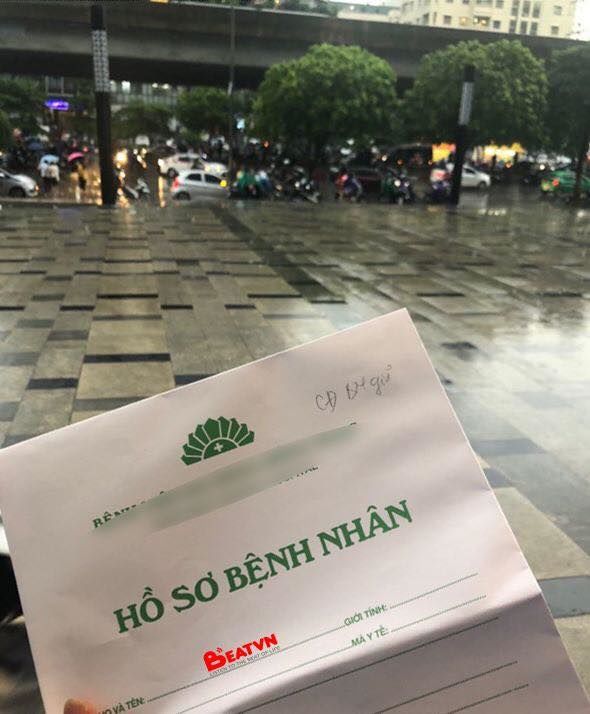 Cô gái bức xúc vì bạn trai cứ giận dỗi là bỏ giữa đường không đèo về