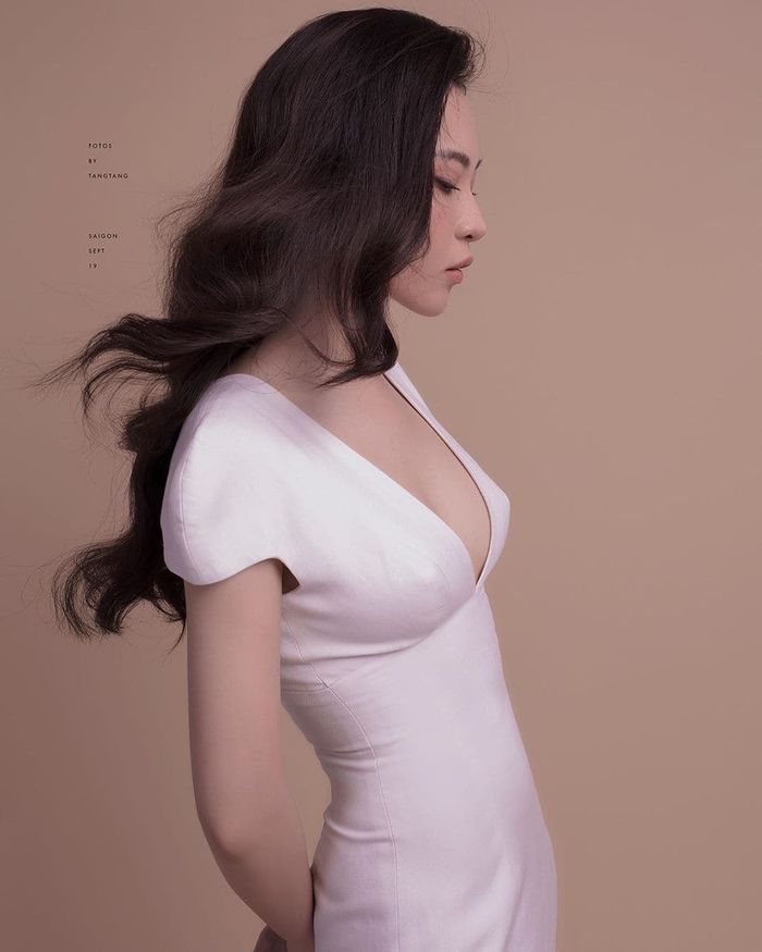 Bé Bỉnh ngủ vẫn bị dìm, Akira Phan lấy lại vẻ thư sinh hậu dao kéo