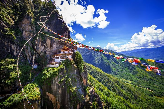 Bhutan và những điều thú vị: Học hành miễn phí, nói không với thuốc lá