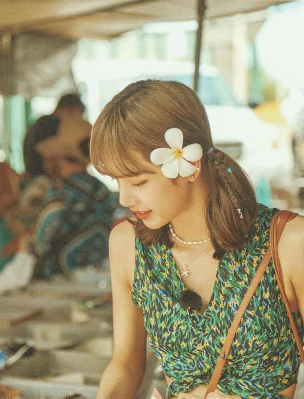 Black Pink khoe vẻ mong manh tựa 4 nữ thần trong photobook ở Hawaii