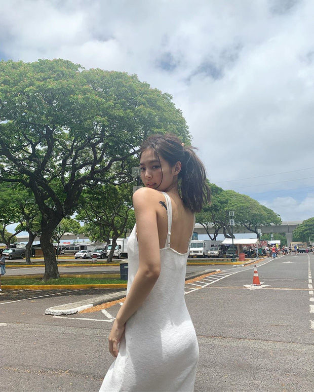 BlackPink khoe ảnh sống ảo tại Hawaii: Toàn body nuột nà cực phẩm