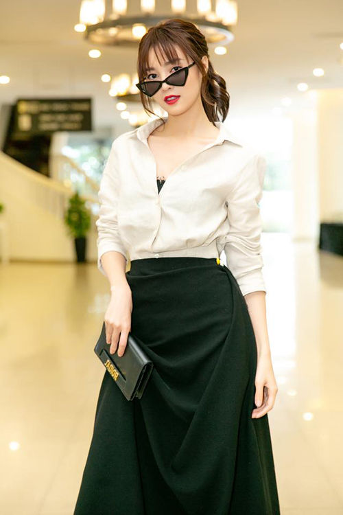 Choáng với bộ sưu tập túi hiệu của Ninh Dương Lan Ngọc