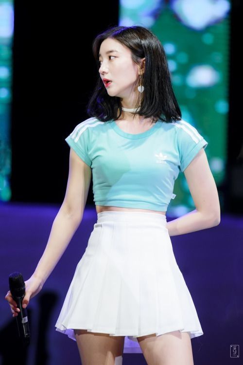 Học ngay thực đơn “ép xác” của nữ idol Binnie: Chỉ ăn 1 miếng ức gà và