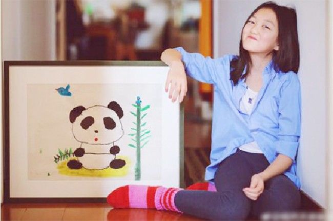 Con gái hở hàm ếch của Lý Á Bằng học trường quý tộc gần 3 tỷ một năm