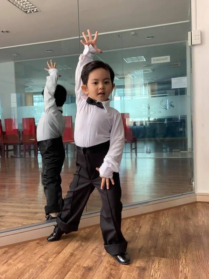 Con sao Việt có khả năng kiếm tiền từ bé