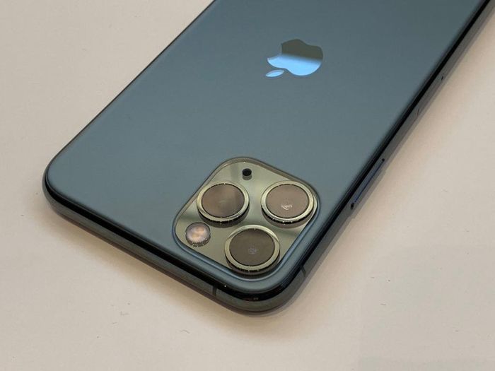 Công bố hình ảnh thật của iPhone 11 với hệ màu đa sắc siêu đỉnh