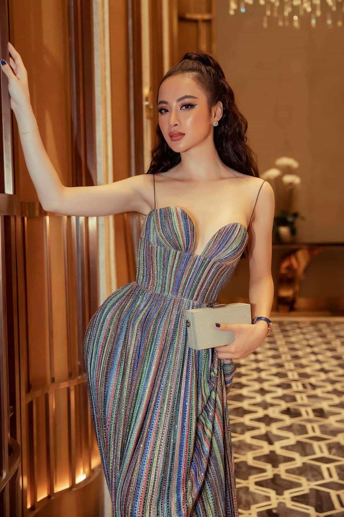 Dàn cast Kính Vạn Hoa sau 15 năm: Anh Đào làm giáo viên