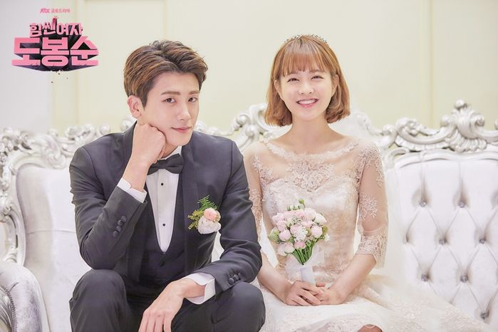 Dàn cast Ông ngoại tuổi 30 sau 10 năm: Suk Hyun lột xác soái ca, nam