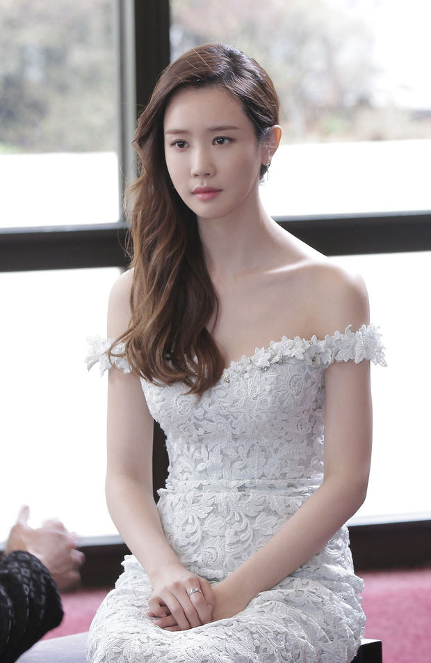 Dàn sao hot nhất My Girl sau 13 năm: Lee Da Hae dao kéo đơ cứng mặt