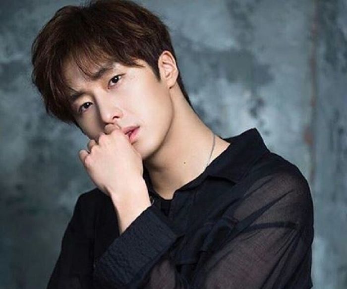 Dàn sao Mặt trăng ôm mặt trời sau 7 năm: Yeo Jin Goo lột xác bất ngờ