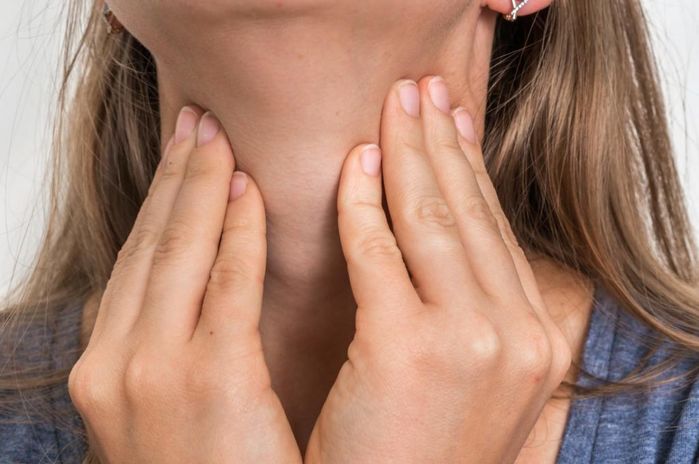Đánh bay mùi cơ thể bằng cách từ bỏ ăn cay và tránh để cơ thể stress