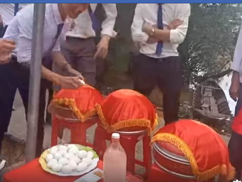 Đi rước dâu ở Tiền Giang, nhà trai bị thách ăn cả rổ hột vịt lộn