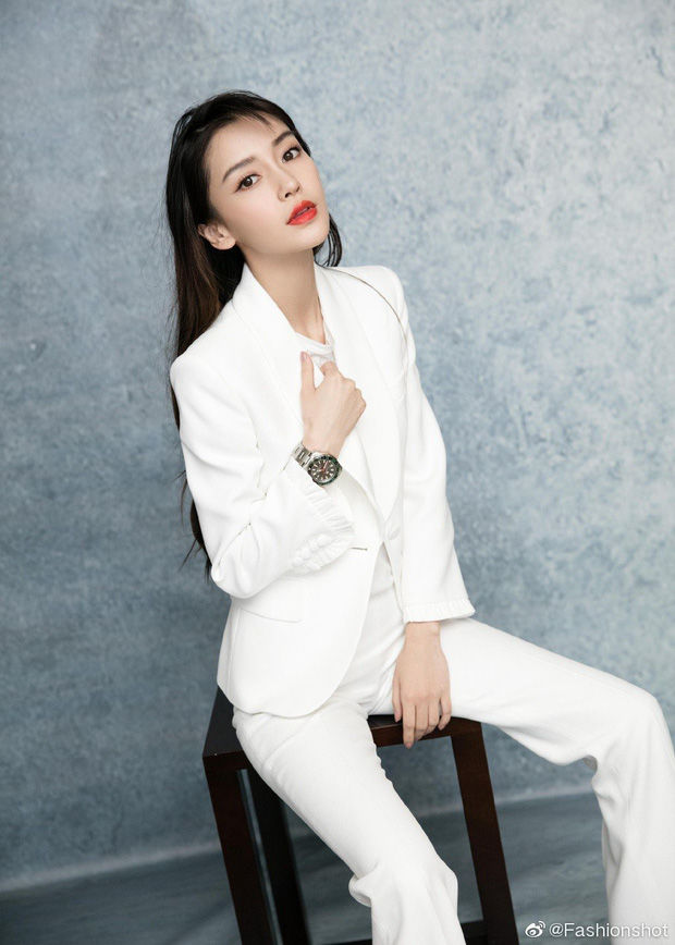 Đỉnh cao mặc suit như sao nữ Cbiz: Nhiệt Ba xứng đáng đứng nhất