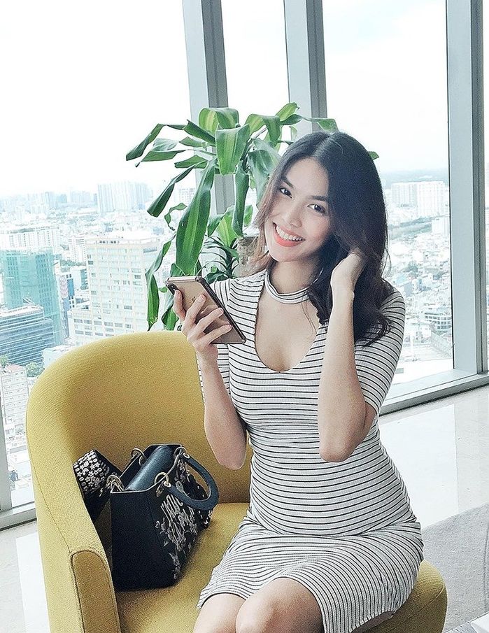 Háo hức sắm đồ cận ngày sinh, Lan Khuê vô tình để lộ giới tính em bé