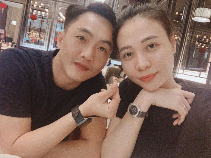 Tim sơn móng tay đen nữ tính, Gil Lê xuất hiện lần đầu sau tin hẹn hò