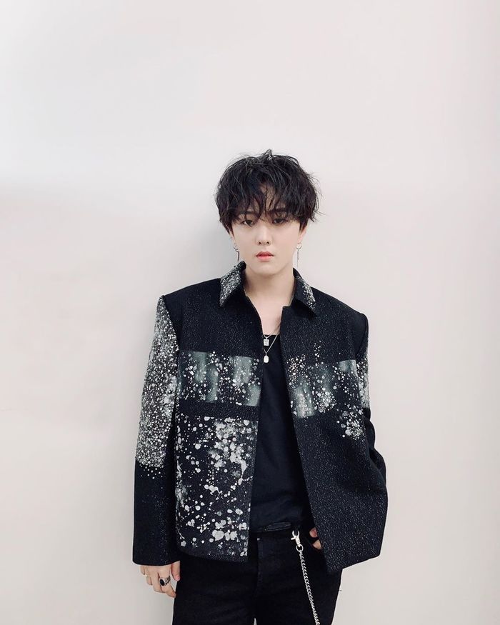 Ảnh hot sao Hàn 9/9: BTS xác lập kỷ lục Guinness, Nayeon trông đầy đặn