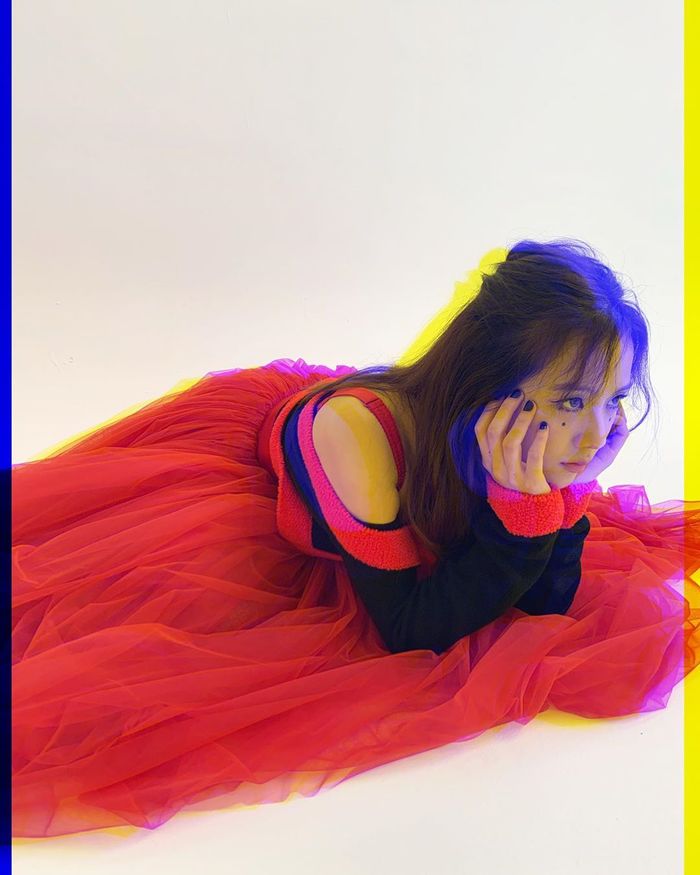 Ảnh hot sao Hàn 11/9: Mina sẽ comeback cùng nhóm, Jisoo đầy nổi loạn