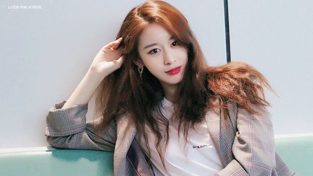 Jiyeon xuất hiện với thân hình gầy gò khiến netizen xót xa