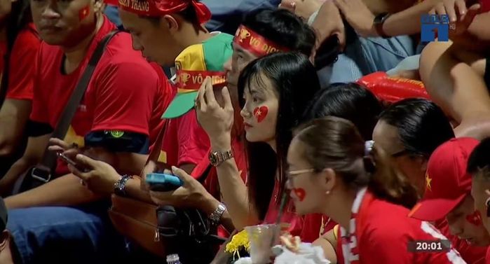 Khi camera Thái cũng học tập Việt Nam tia gái xinh