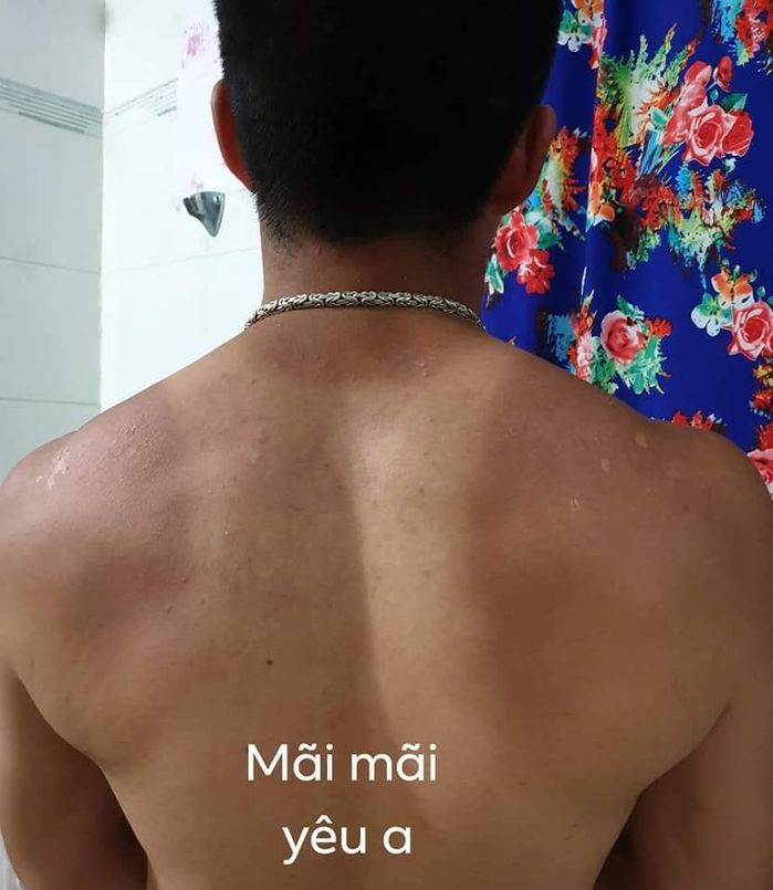 Không chịu chồng xấu, cô dâu 62 tuổi lên tiếng đáp trả dân mạng