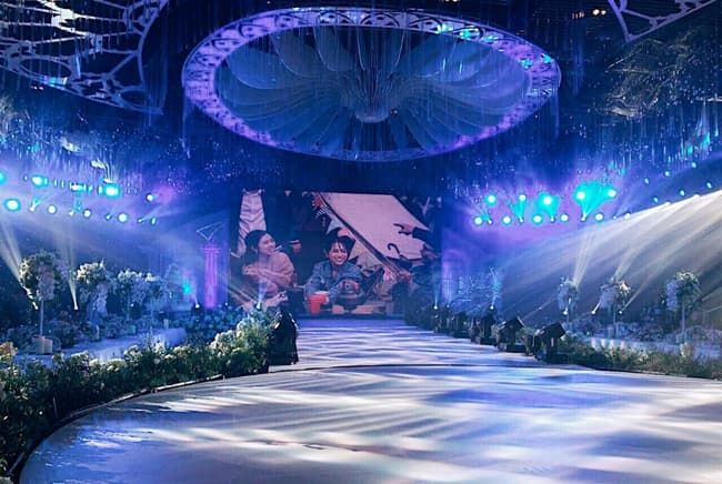 Không gian tiệc cưới như khu vườn công chúa của ái nữ nhà Minh Nhựa