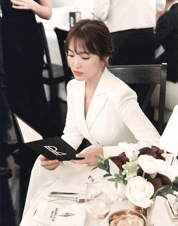 Không còn nổi loạn, Song Hye Kyo quay về với hình tượng thanh lịch