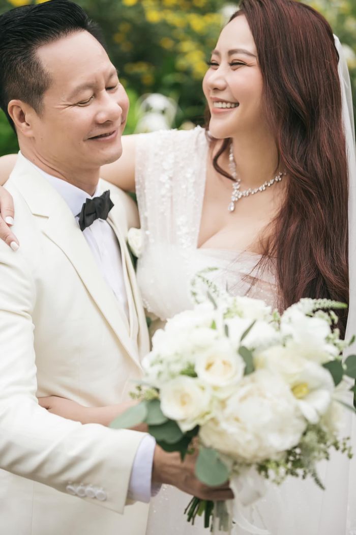 Lấy chồng giàu nứt vách vì sao Hà Tăng, Lan Khuê vẫn miệt mài làm việc