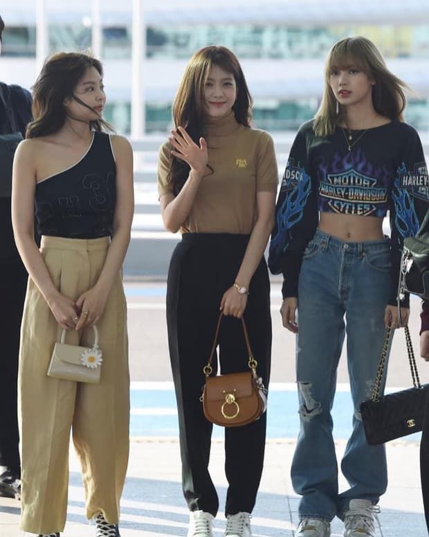 Lisa (Black Pink) thậm chí dùng băng đô thay thắt lưng cũng vẫn vừa