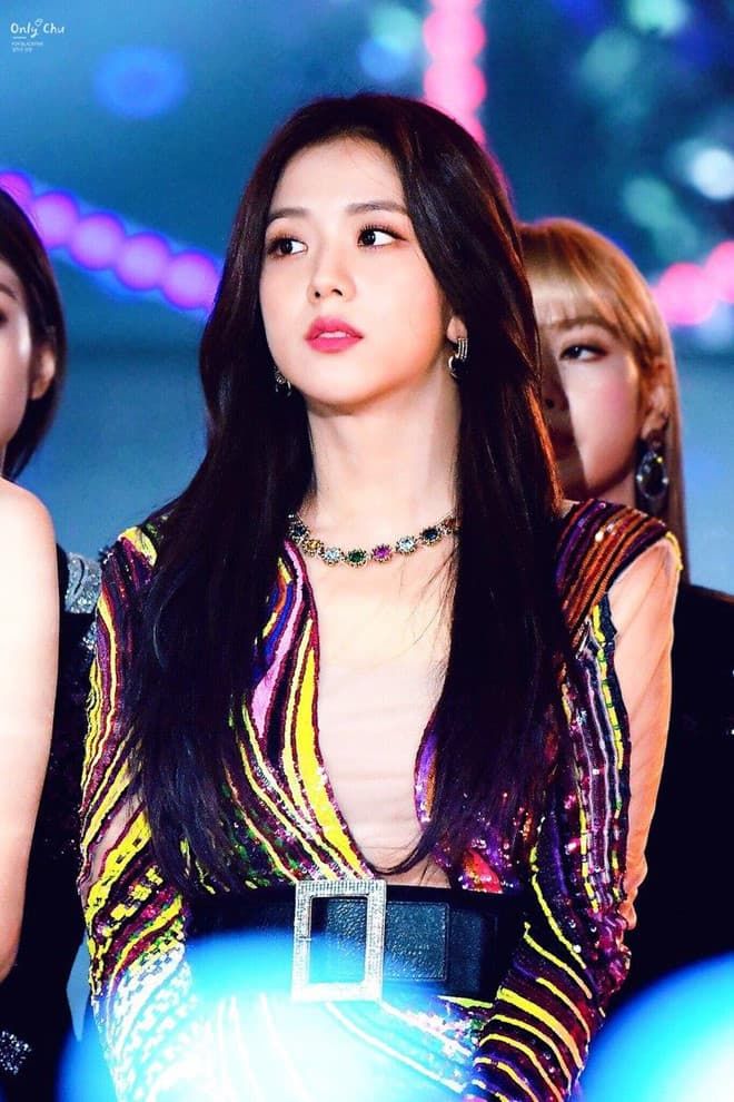 Lisa, Jisoo cùng chiếm giữ 2 vị trí đầu top 100 sao nữ đẹp nhất