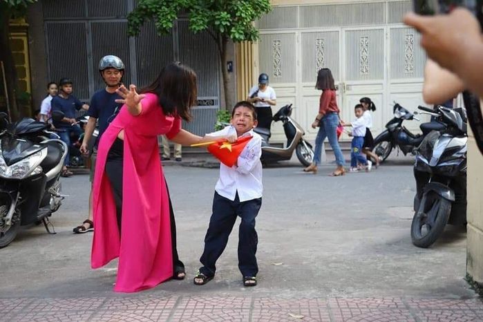 Loạt ảnh ngày đầu năm học mới của các em học sinh