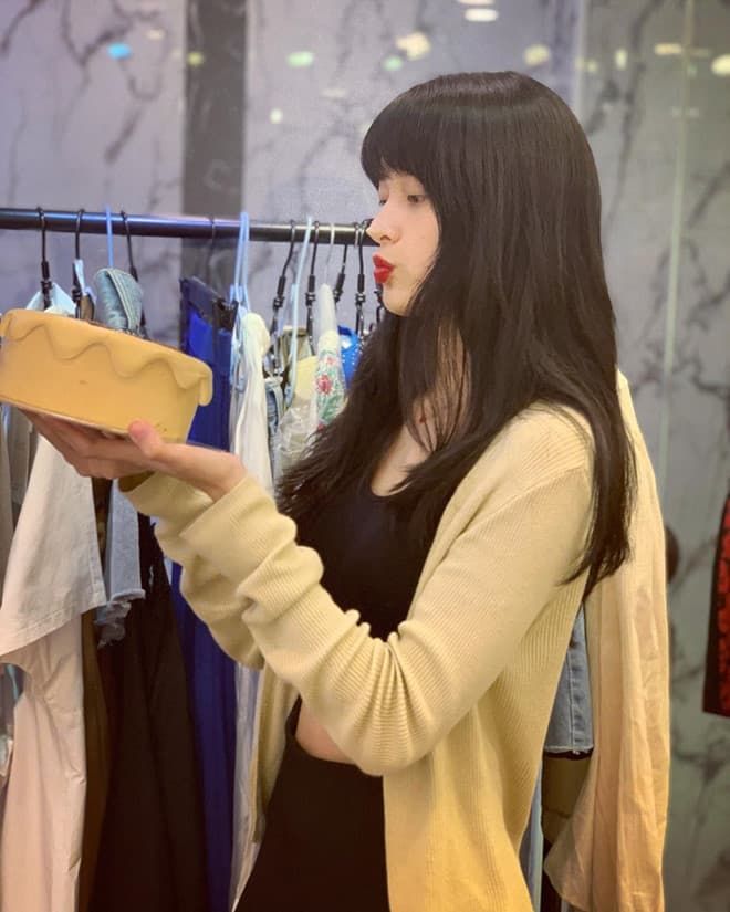 Lương Bằng Quang cosplay thỏ hồng, Ngọc Trinh đón tuổi 30 hoành tráng