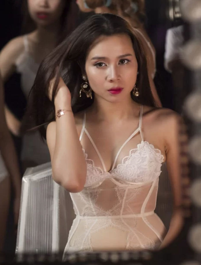 Lưu Hương Giang và hành trình “dao kéo” thành mỹ nhân ở tuổi U40