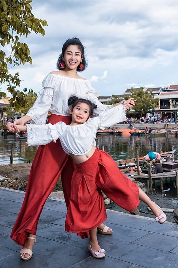 Mai Phương vẫn vui vẻ cùng con đón sinh nhật trước khi vào viện