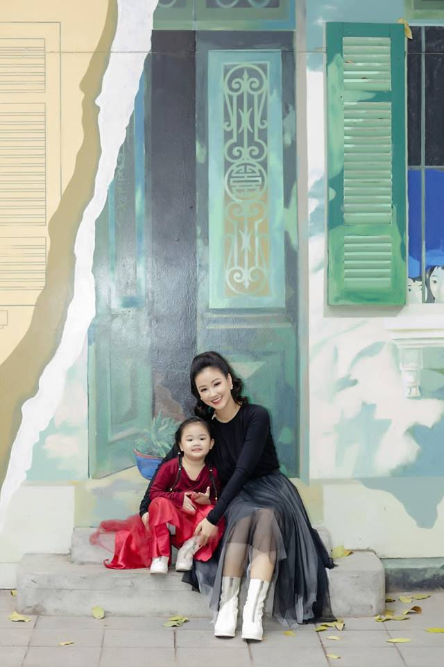 Maya tiết lộ cuộc sống cô đơn, một mình xoay sở tất cả khi ở bên Mỹ